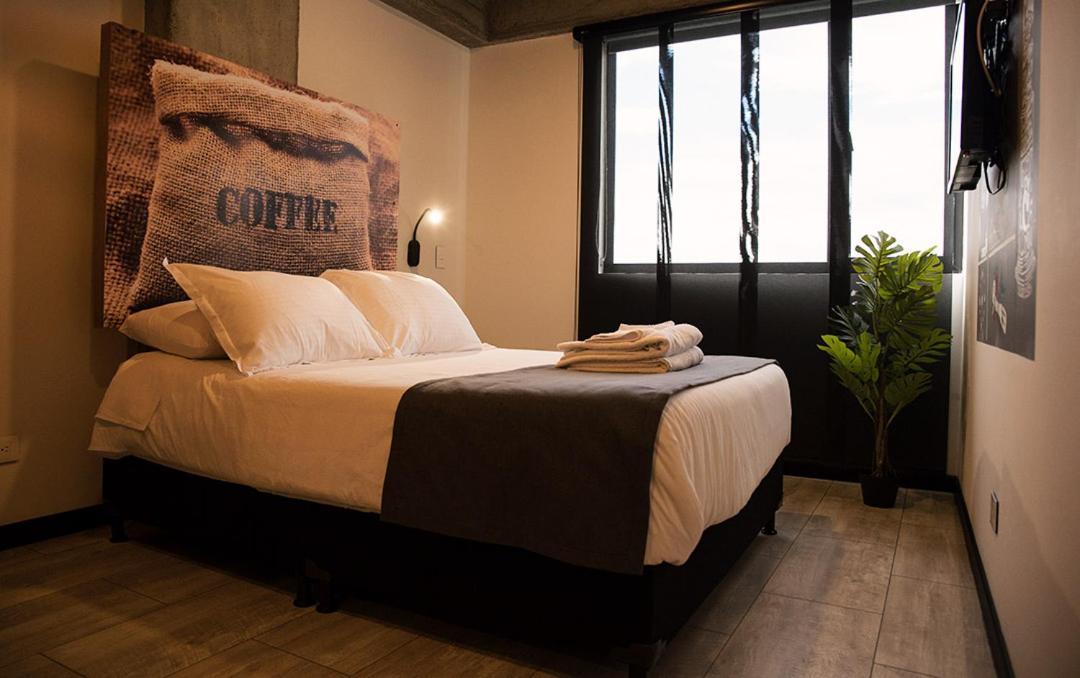 The Coffee Club Apartahotel Manizales Room photo
