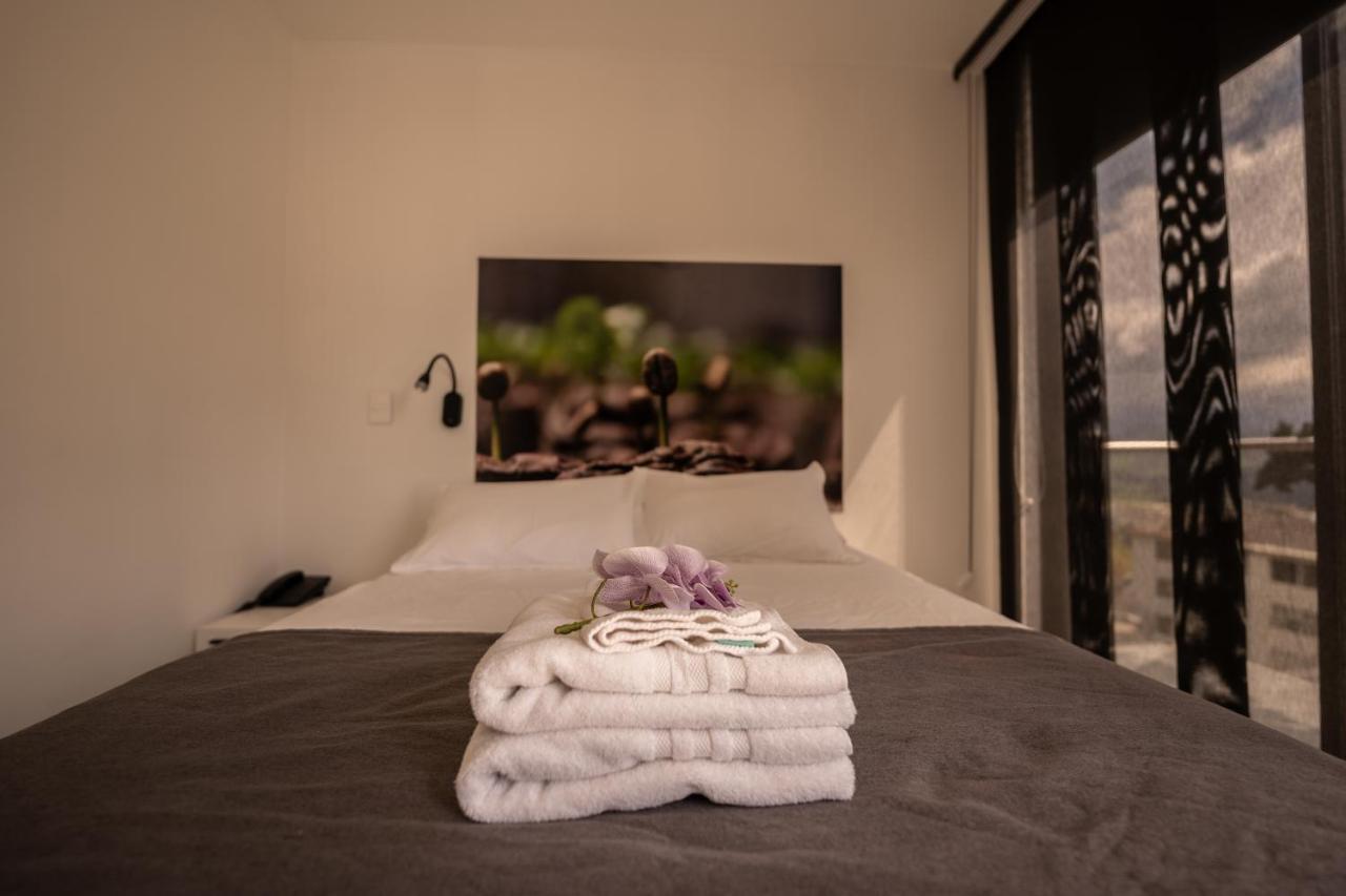 The Coffee Club Apartahotel Manizales Exterior photo